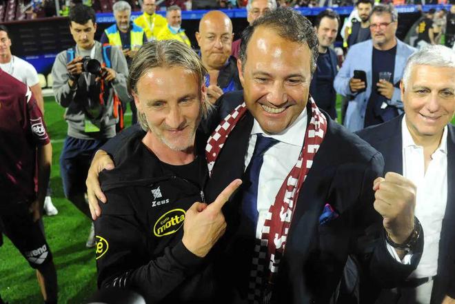 而是日复一 而是日复一