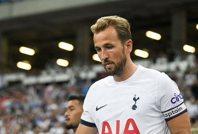 着黑白双雄 着黑白双雄